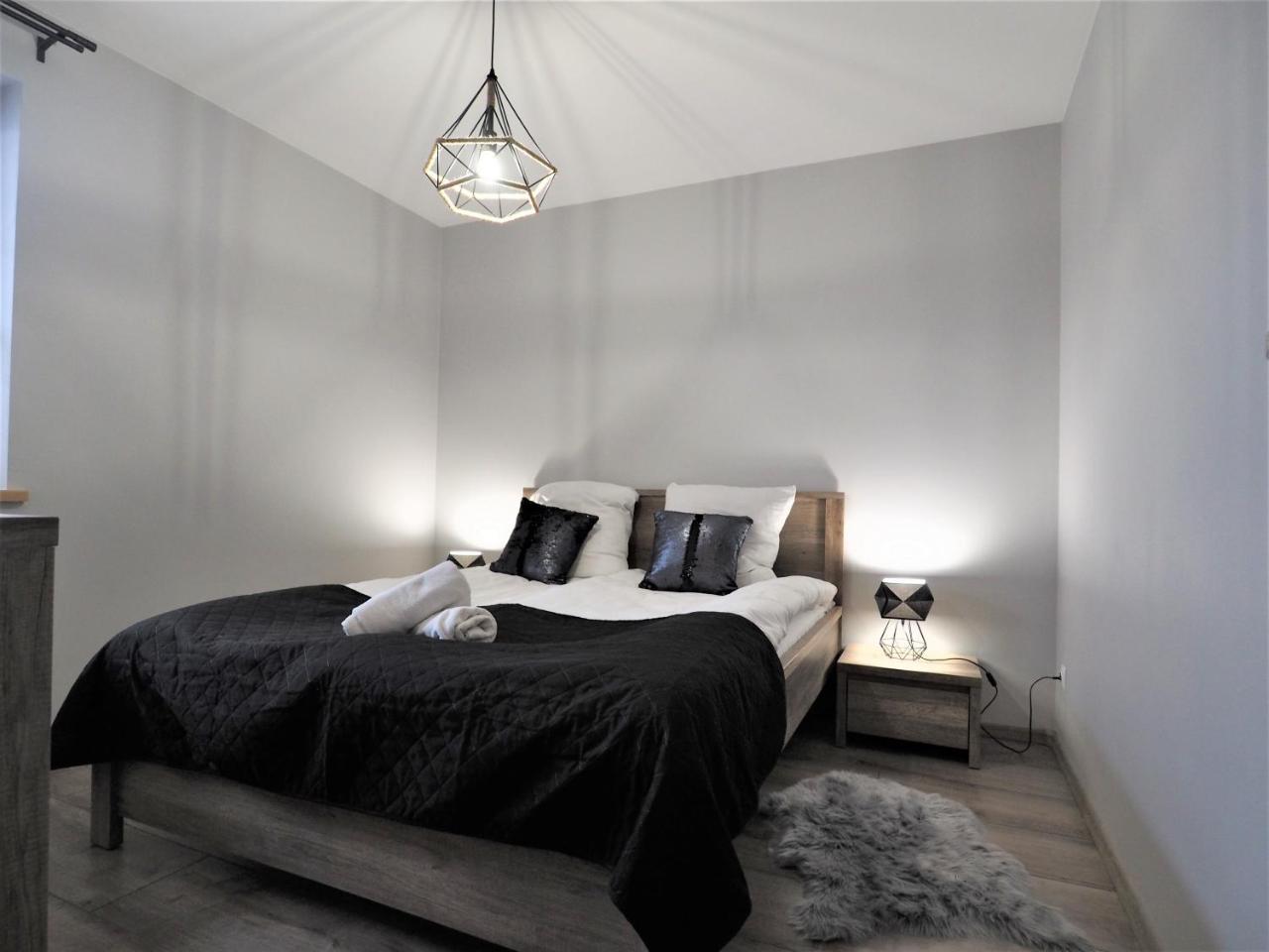 Apartament Vip Folk *